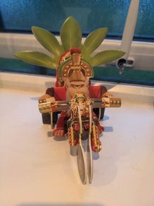 Mc Donald's cardboard toy