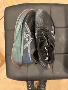 ASICS Megablast