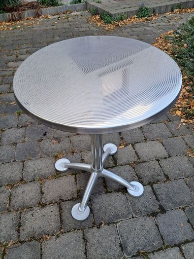 Stainless steel & chrome table