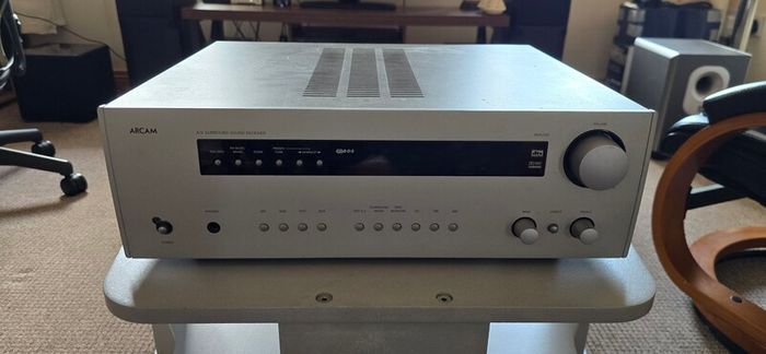 Arcam AVR200 Surroun Sound Receiver