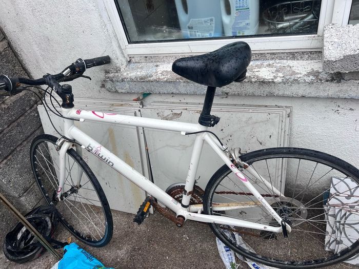 bikes for sale x2