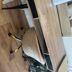Vanity desk