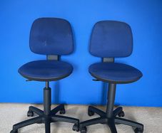 2 Office Swivel Chairs
