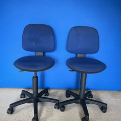 2 Office Swivel Chairs