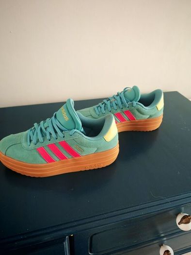 Adidas women UK 4