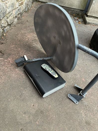 sky dish and hd box remote