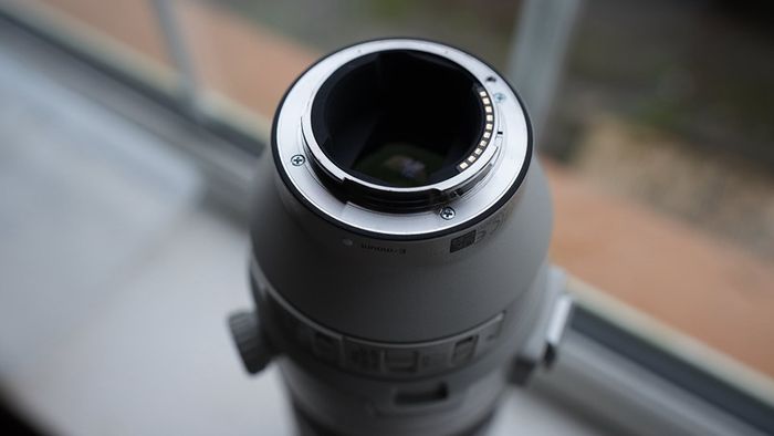 Sony FE 200-600mm f/5.6-6.3 G OSS Lens