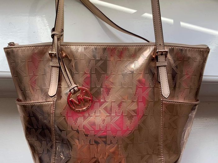 Michael Kors Rose gold 50