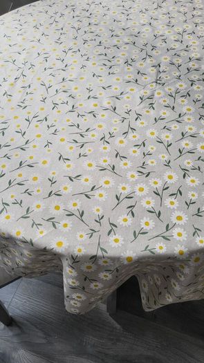 Tablecloths. Round, rectangular.  Matching tea cosy.