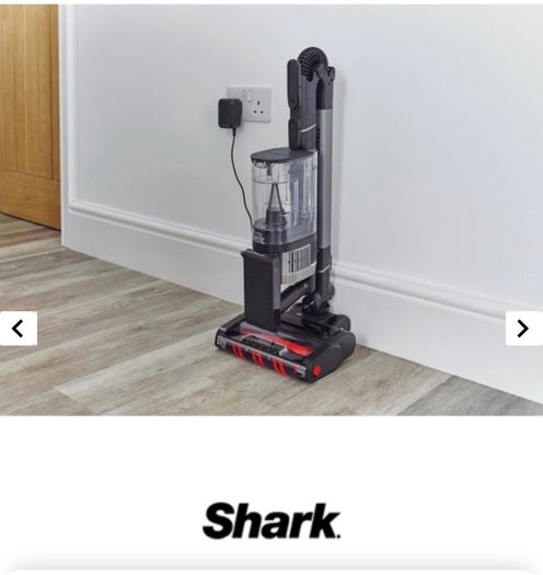 Shark Stratos Anti Hair Wrap Plus Pet Pro Cordless Stick Vacuum Cleaner - brand new in box