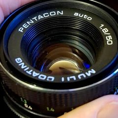 pentacon 1.8 50mm M42 prime Lens