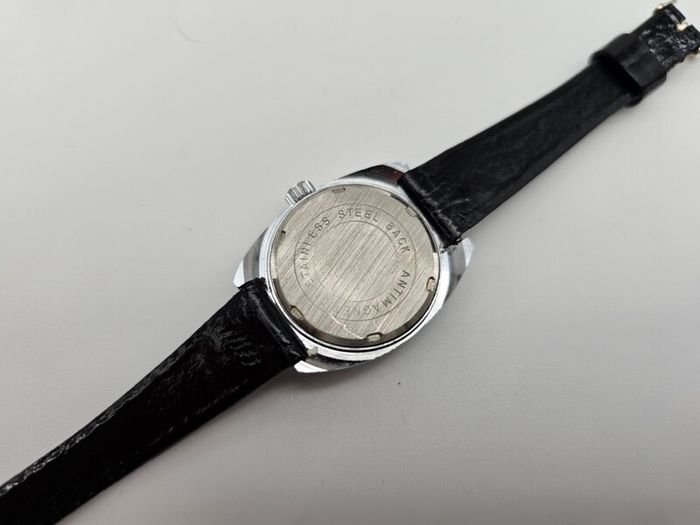 1970s Vintage Lady's Mechanical Wind up German made Watch