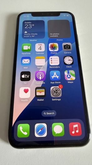 iPhone XS 64GB Silver White, SIM free, unlocked.