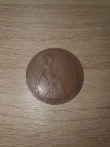 Great Britain UK 1920 One Penny George V Coin - free standard postage