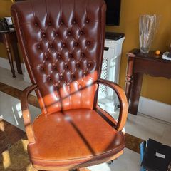 Captain/Executive Chair