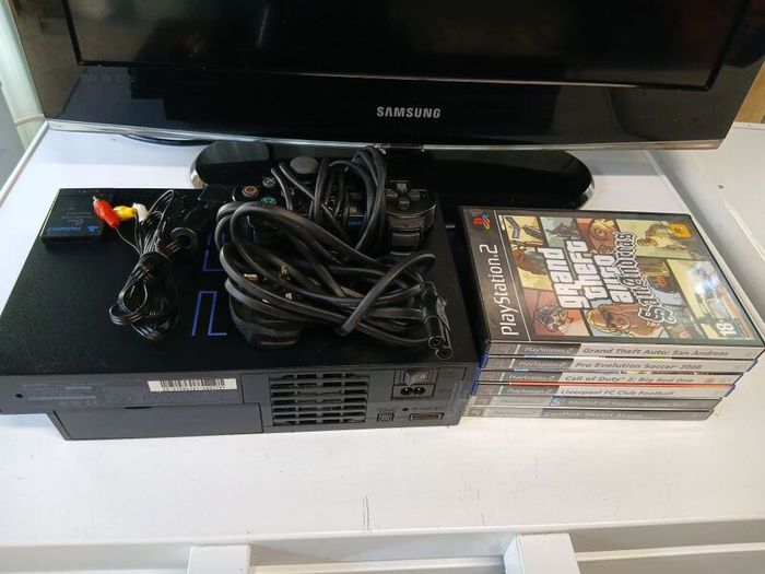 ps2 console + games
