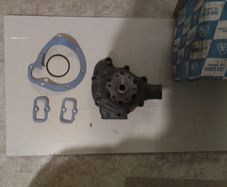 Mercedes Unimog MB Tractors Water pump.