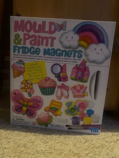 Mould and Paint Set