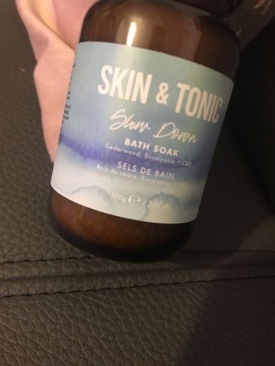 skin and tonic bath soak