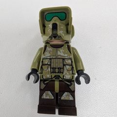 100% Lego Clone Scout Trooper, 41st Elite Corps (Phase 2) - Kashyyyk Camouflage, Scowl
