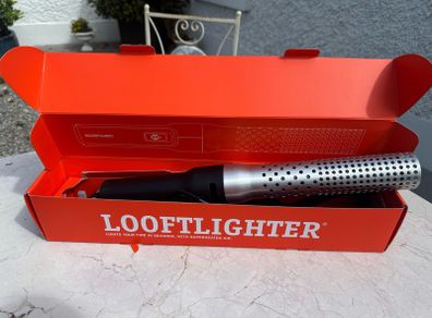 Fire lighting tool