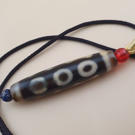 Vintage 5 Eyes Agate Bead Amulet pendant Necklace