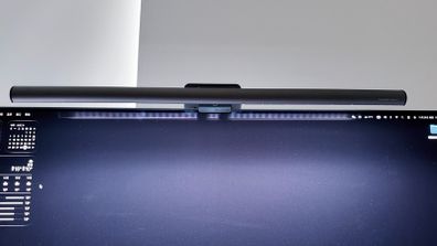 BenQ ScreenBar Halo 2 Monitor Light Bar, Front & Back Light, Auto On/Off [Energy Class E]