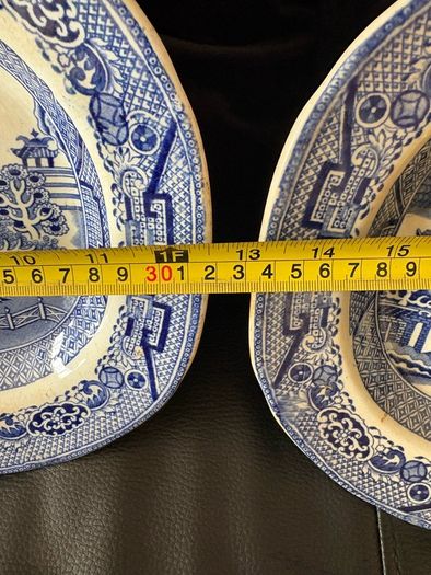 Vintage / Antique x2 Medium Size Blue Willow Oval Serving Platters
