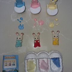 Sylvanian families triplet care set rabbit babies