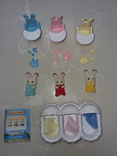 Sylvanian families triplet care set rabbit babies