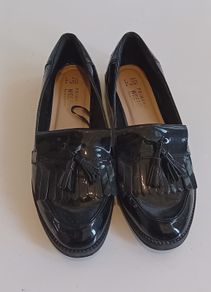 New Shoes 6/39