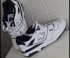 New Balance 550 (Black and White)