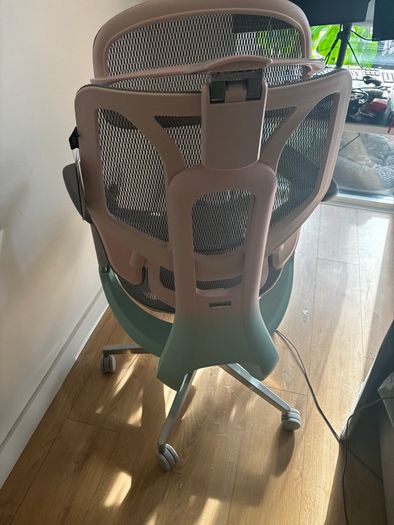 Hbada E3 Pro ergonomic office chair with footrest