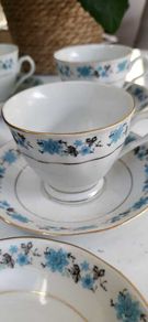 BCL FOREIGN Blue and White fine bone china wtih gold trim