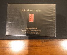 3 in total Elizabeth Arden flawless finish in wrapper over 50 euro new