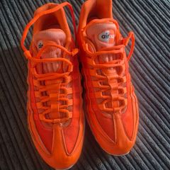 Just do it nike  air nike  orange Trainers size uk9  (Eu44) in great condition