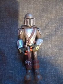 mandalorian star wars figure