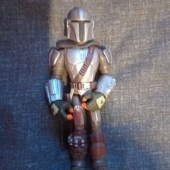 mandalorian star wars figure