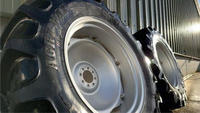 Massey 135 Wheels & Tyres BKT Agri Max