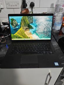 Dell latitude 5300 2 in 1 core i7 touch ssd 13.3"