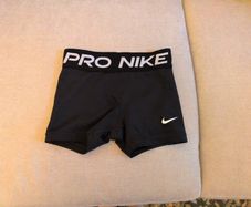 Nike Pro shorts  XS