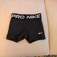 Nike Pro shorts  XS