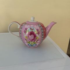 large teapot