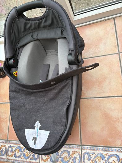 Maxi cosi jade car cot