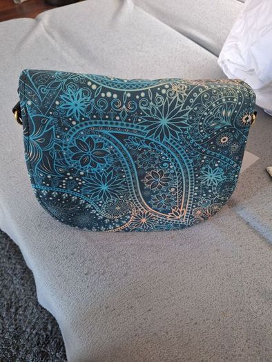 Women's handbags