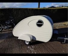Tear drop caravan
