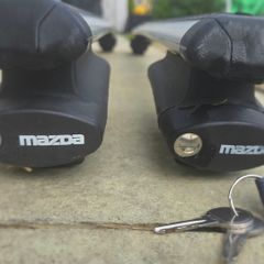Aero roof bars for raised rails