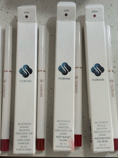 K beauty florasis lipsticks, lipgloss, lipstick and lip liners new
