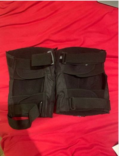 Triple 8 KP 22 BMX/Skateboard knee pads (brand new)