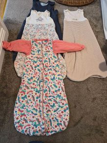 Sleep suits